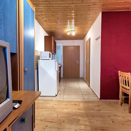 Hotel Apartmanovy Dom Red Podhájska Zewnętrze zdjęcie