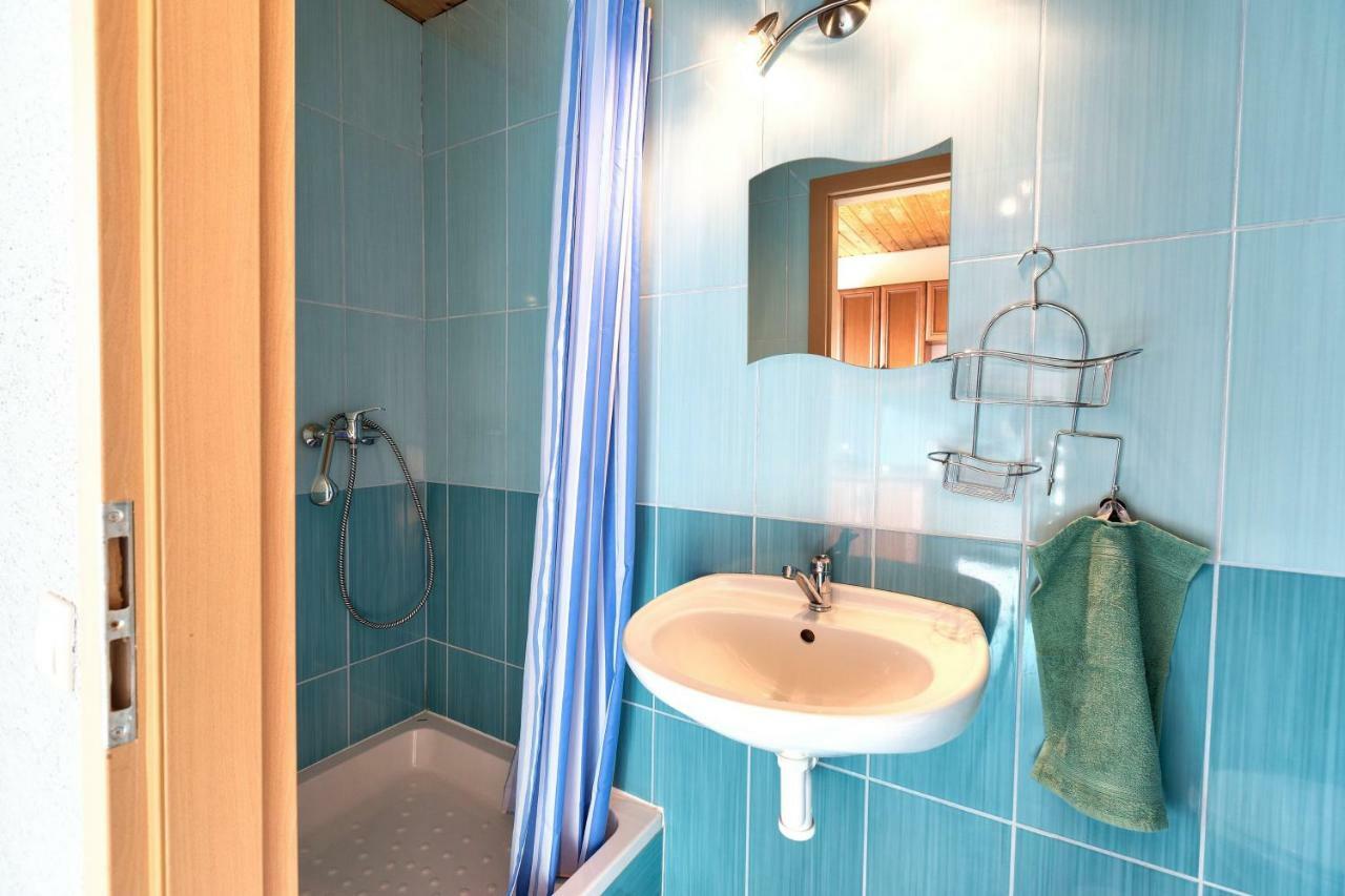 Hotel Apartmanovy Dom Red Podhájska Zewnętrze zdjęcie