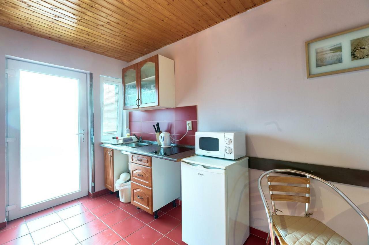 Hotel Apartmanovy Dom Red Podhájska Zewnętrze zdjęcie