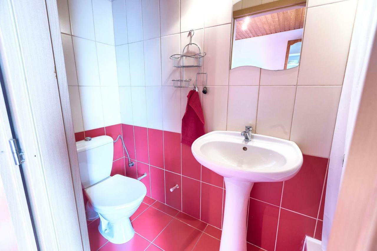 Hotel Apartmanovy Dom Red Podhájska Zewnętrze zdjęcie