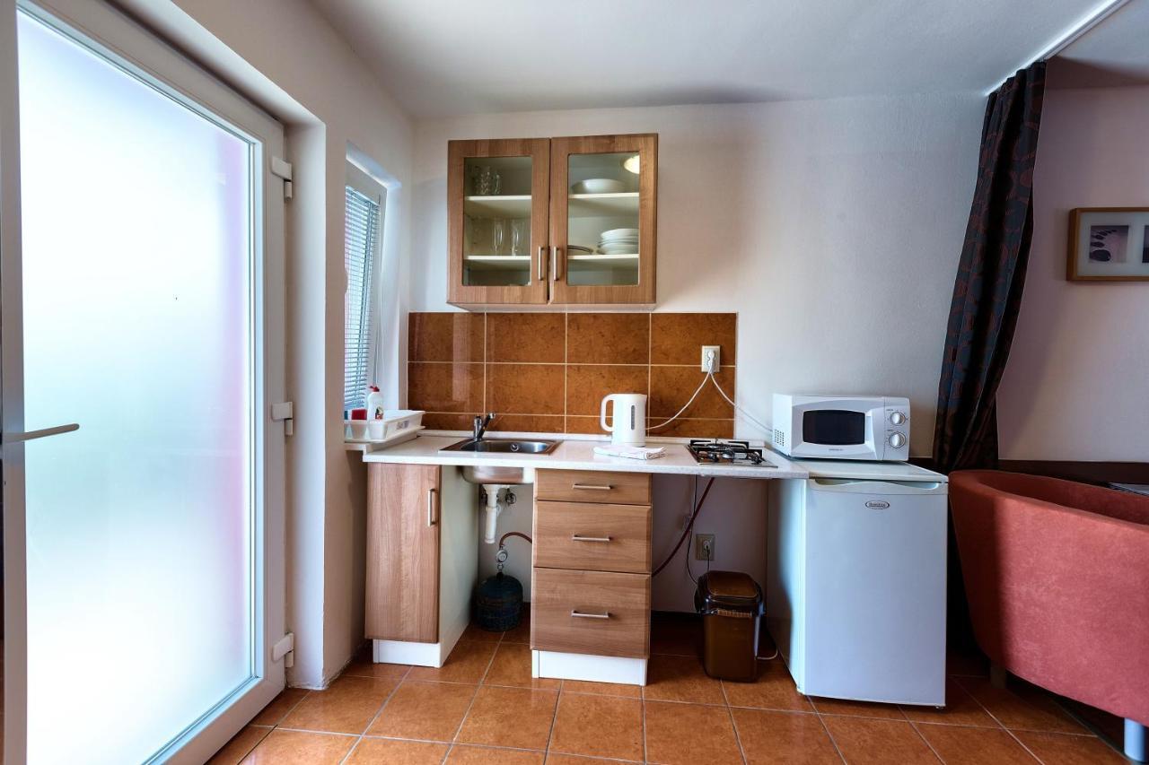 Hotel Apartmanovy Dom Red Podhájska Zewnętrze zdjęcie